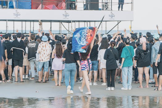 crowd enjoying an eco-friendly outdoor festival